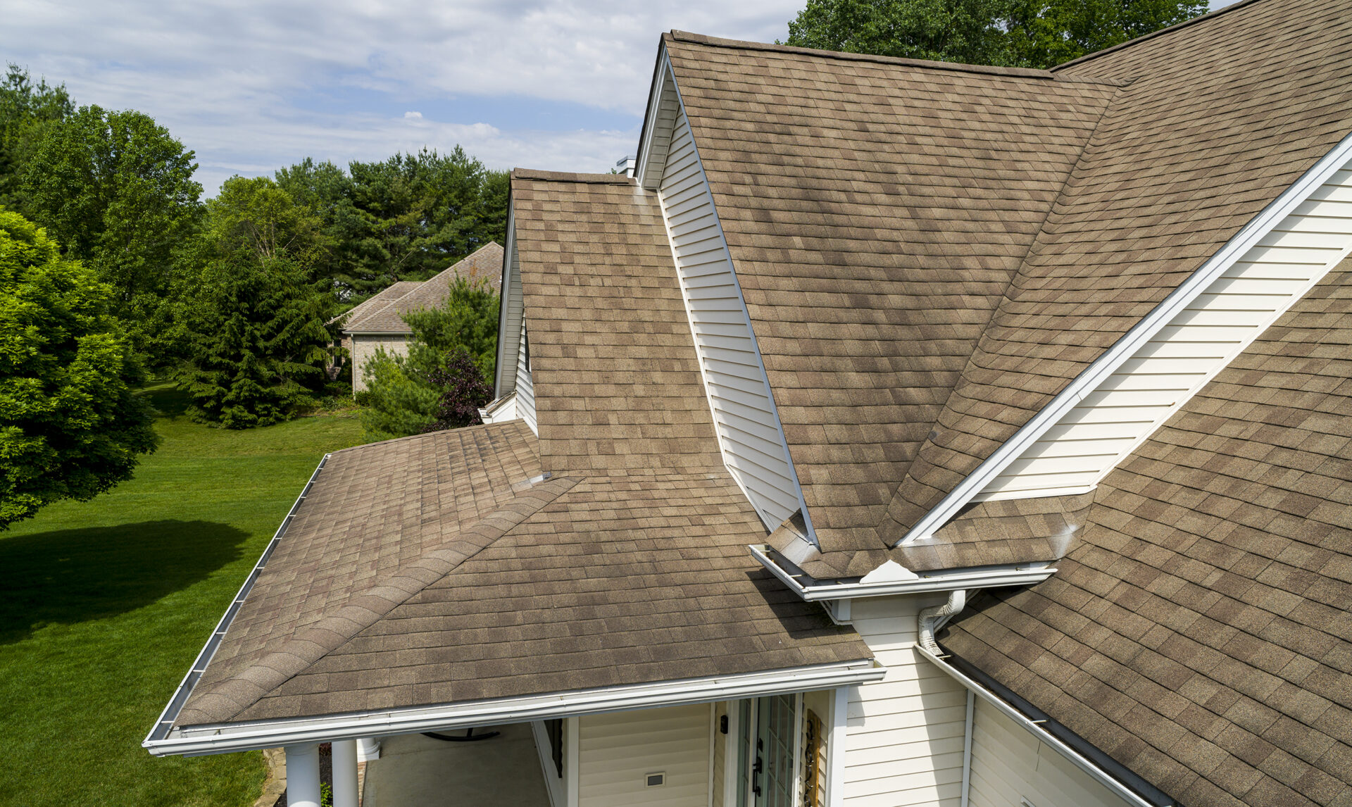 Black Streaks on Your Roof? It Could Be Algae.